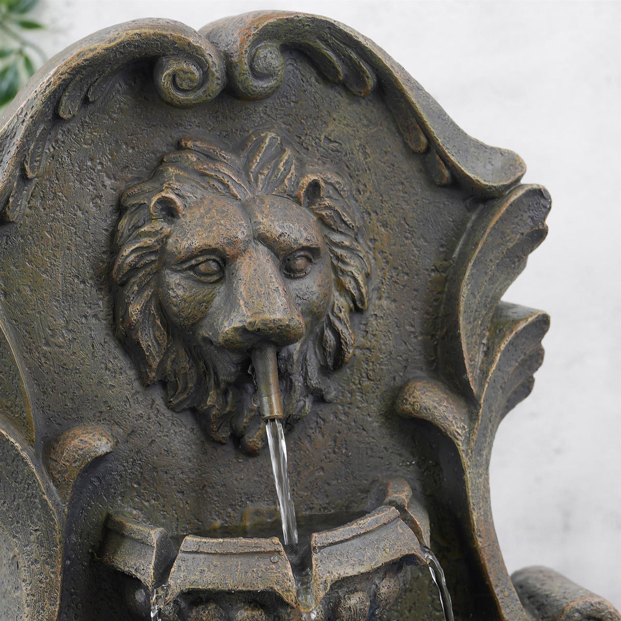 Lion Water Feature Outdoor With LED by GEEZY - UKBuyZone