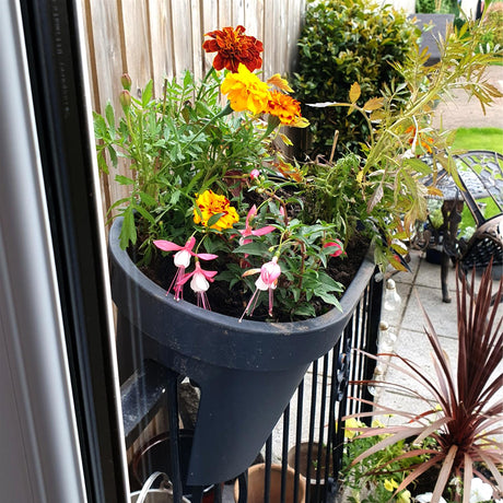Flower Bridge Hanging Planter Plant Pot by Geezy - UKBuyZone