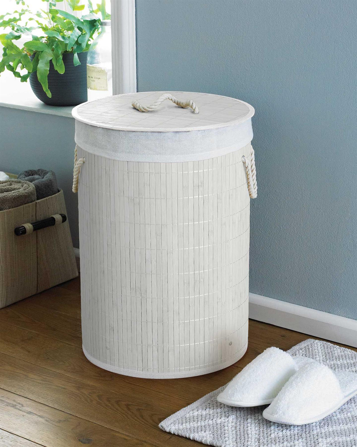 Round Bamboo Laundry Hamper with Lid, White by GEEZY - UKBuyZone