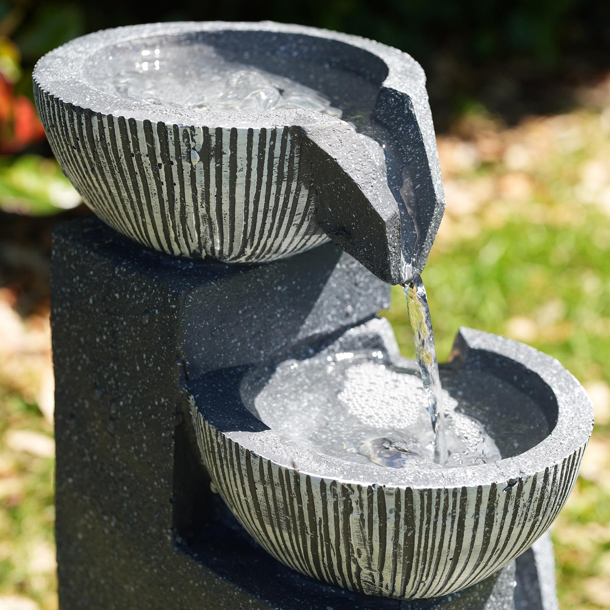 4 Tier Bowl Solar Water Feature Outdoor With LED by GEEZY - UKBuyZone