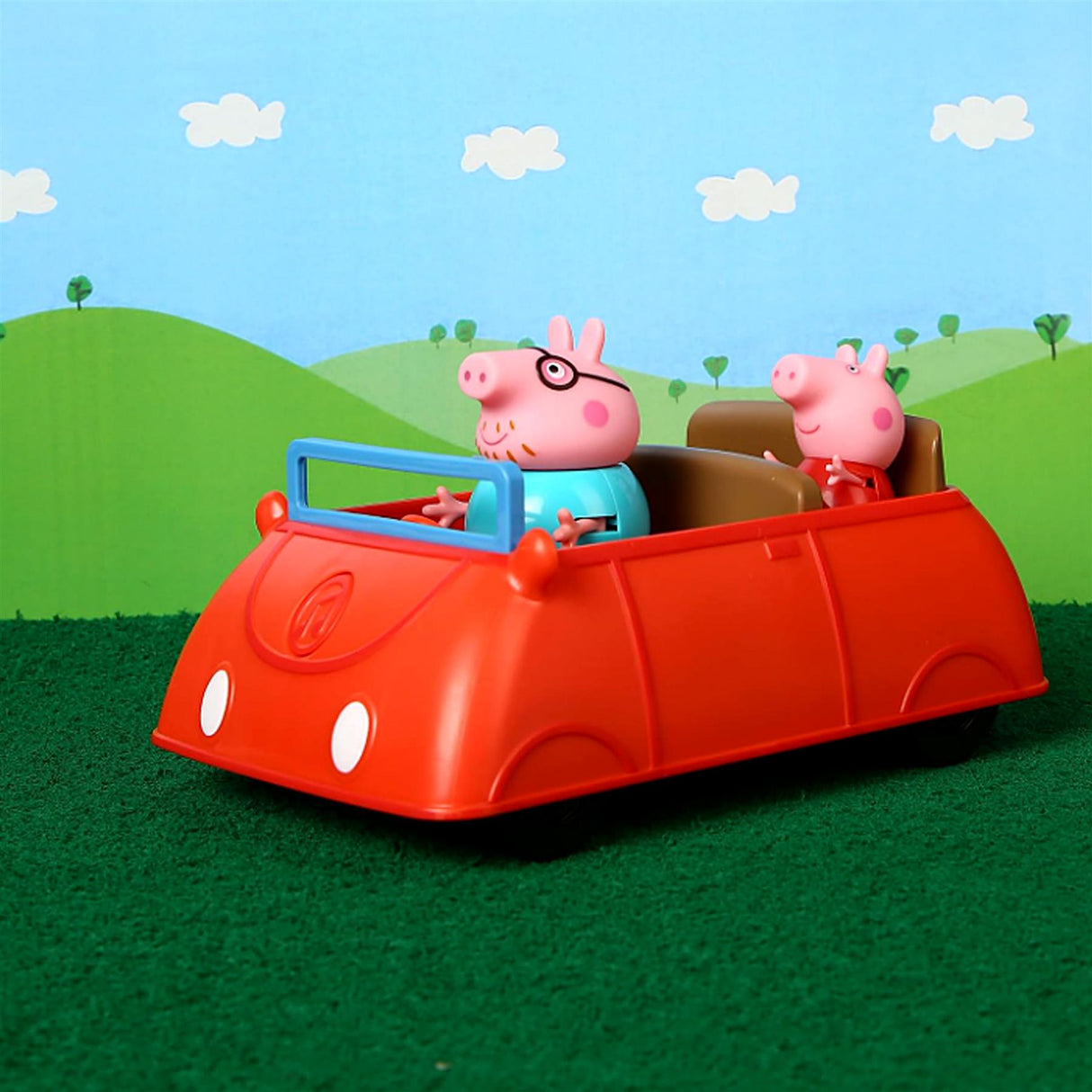 Peppa's Family Red Car Toy Set