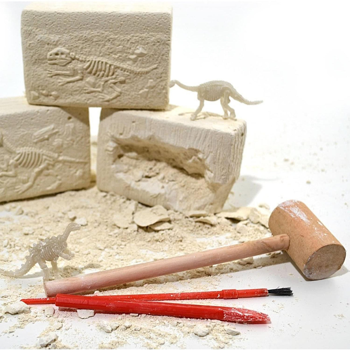 Dinosaur Fossils Digging Kit by The Magic Toy Shop - UKBuyZone
