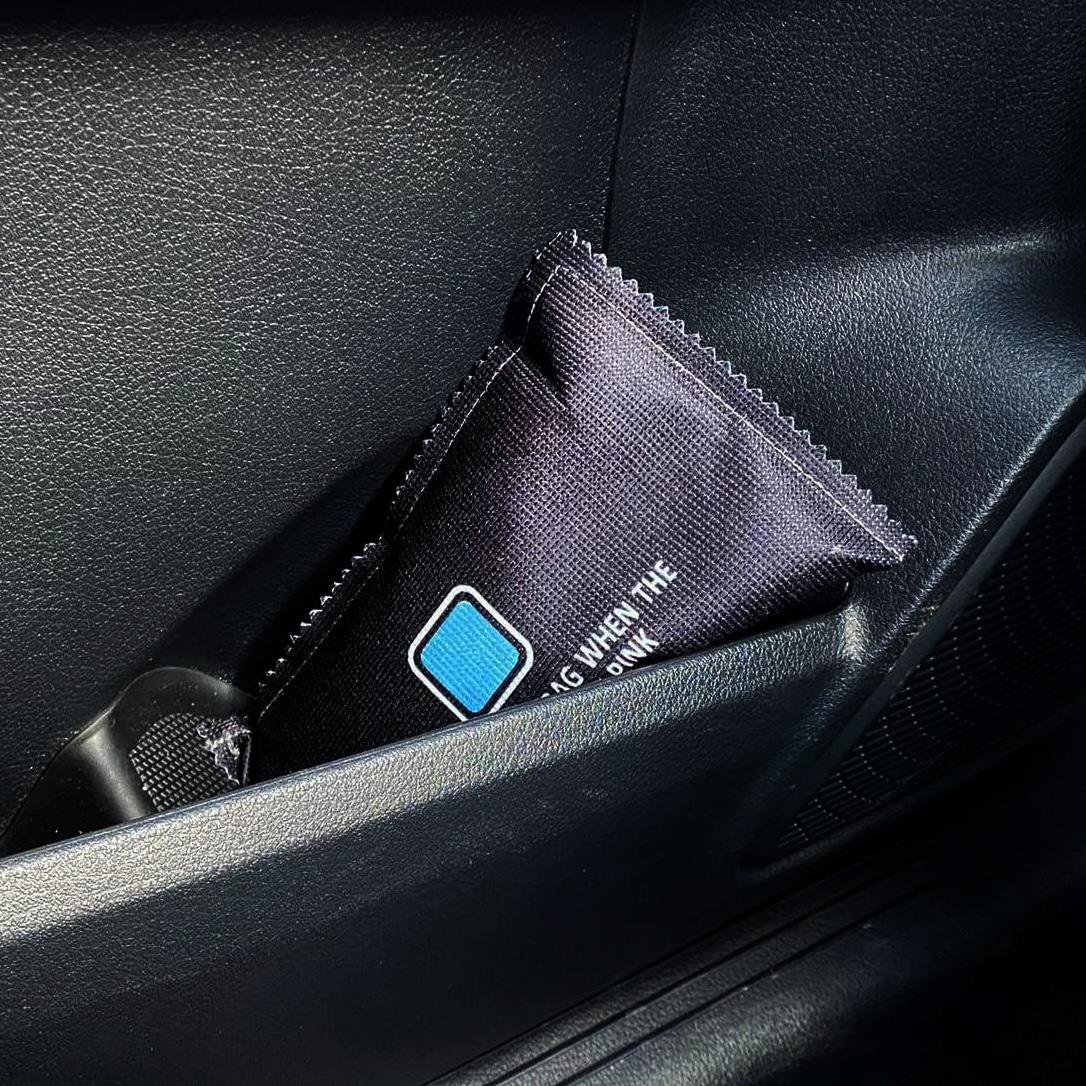 Reusable Dehumidifier Bag  for Car and Home by GEEZY - UKBuyZone