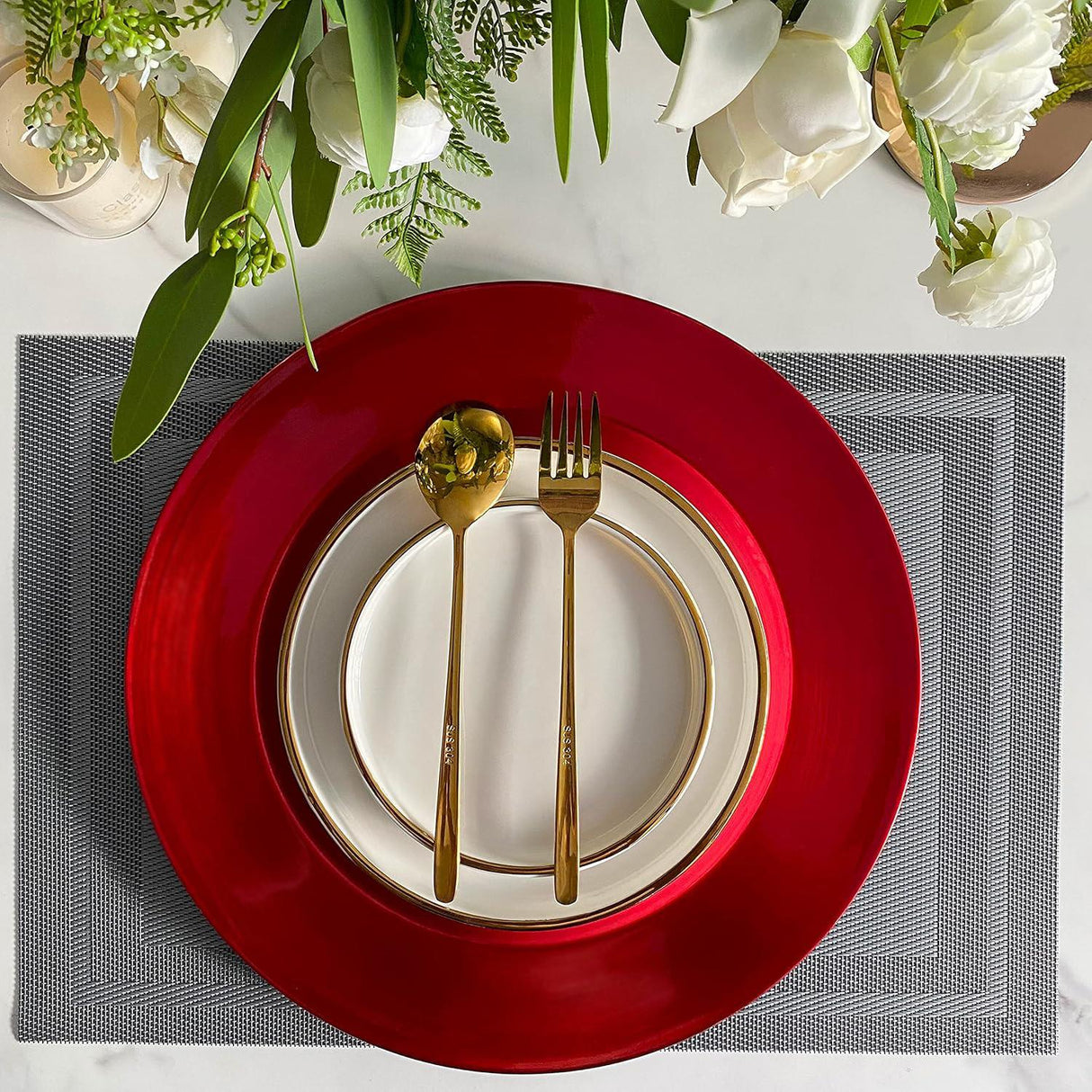 Metallic Charger Plates Set of 4 by GEEZY - UKBuyZone