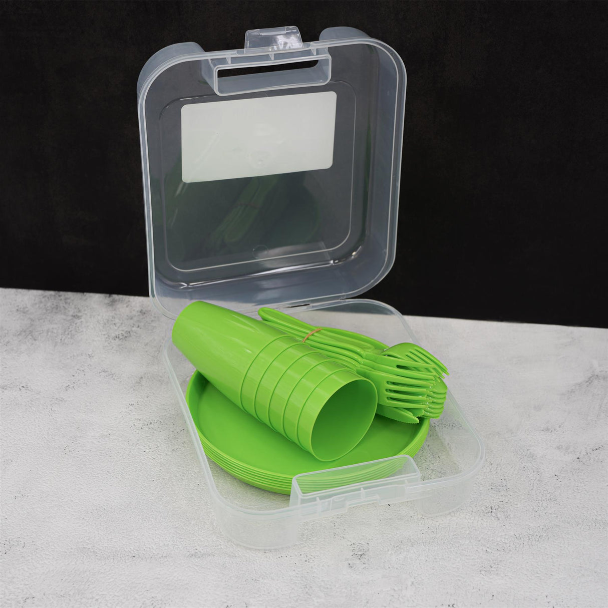 Green Camping Set For Six 31 Pieces by GEEZY - UKBuyZone