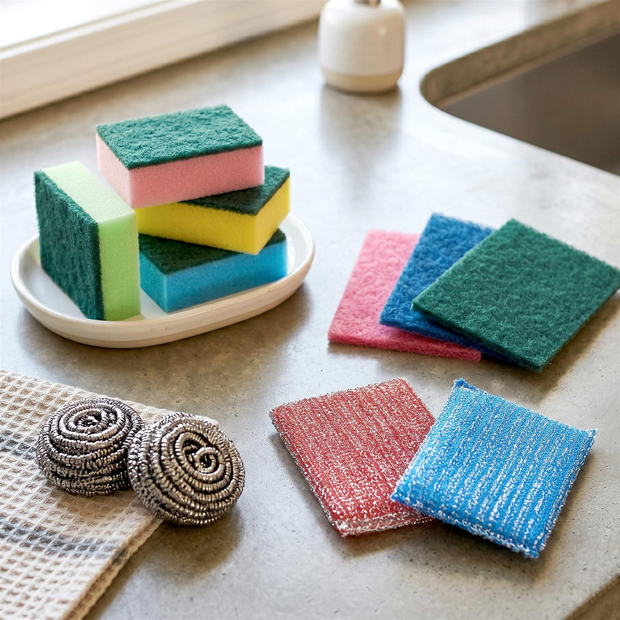 Kitchen Scourers and Sponges Cleaning Set of 11 Pieces