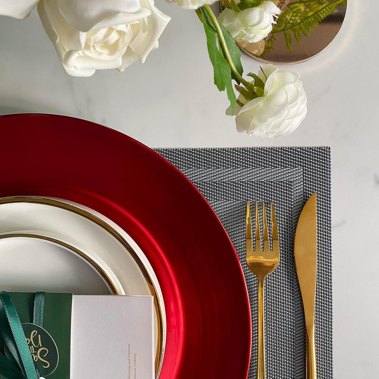 Metallic Charger Plates Set of 4 by GEEZY - UKBuyZone