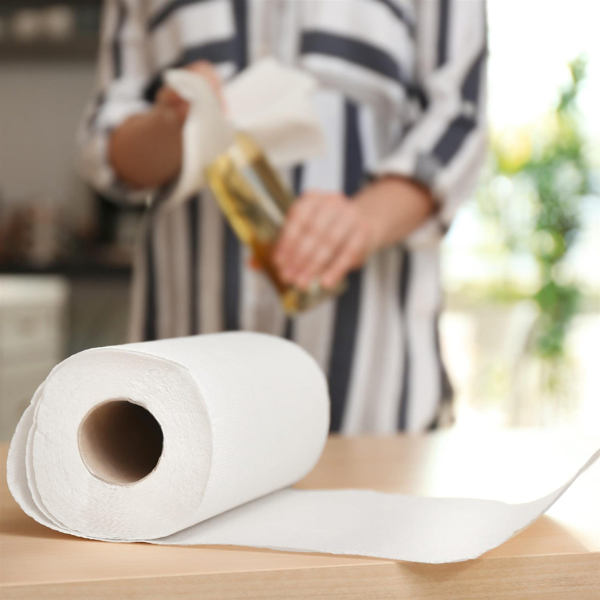 Kitchen Towel Roll 2-Ply by GEEZY - UKBuyZone