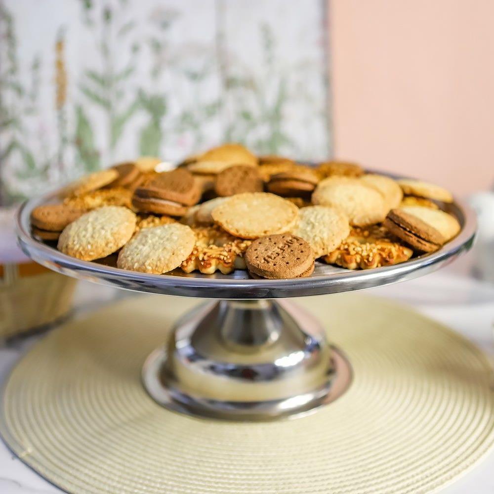 Stainless Steel Cake Stand 33 cm by GEEZY - UKBuyZone