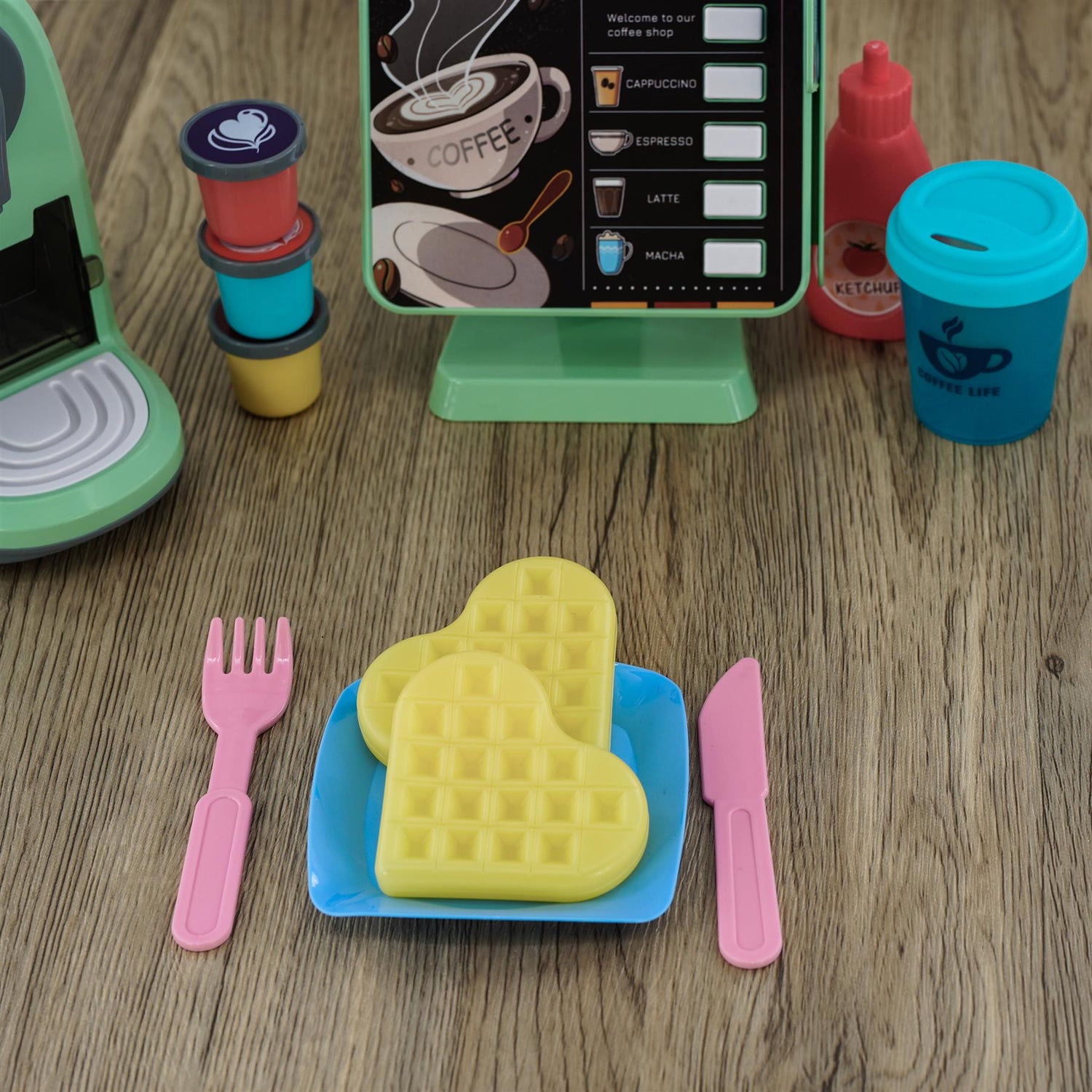 Kids coffee Maker Role Play Set by The Magic Toy Shop - UKBuyZone