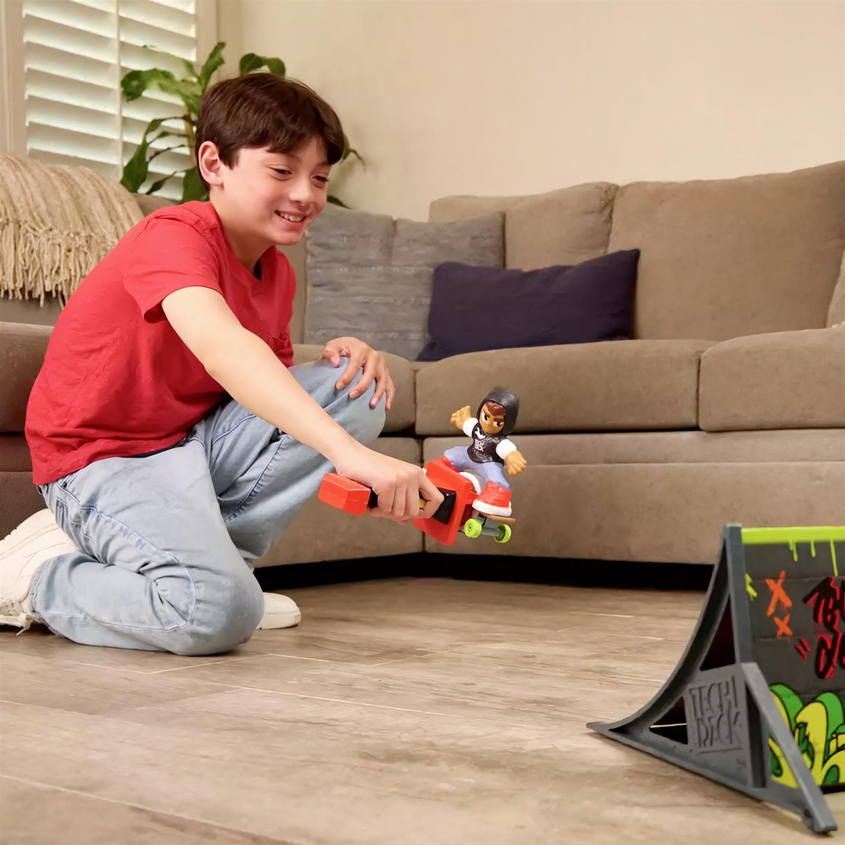 Tech Deck Shred N' Blast Motorised Skateboard & Ramp Set