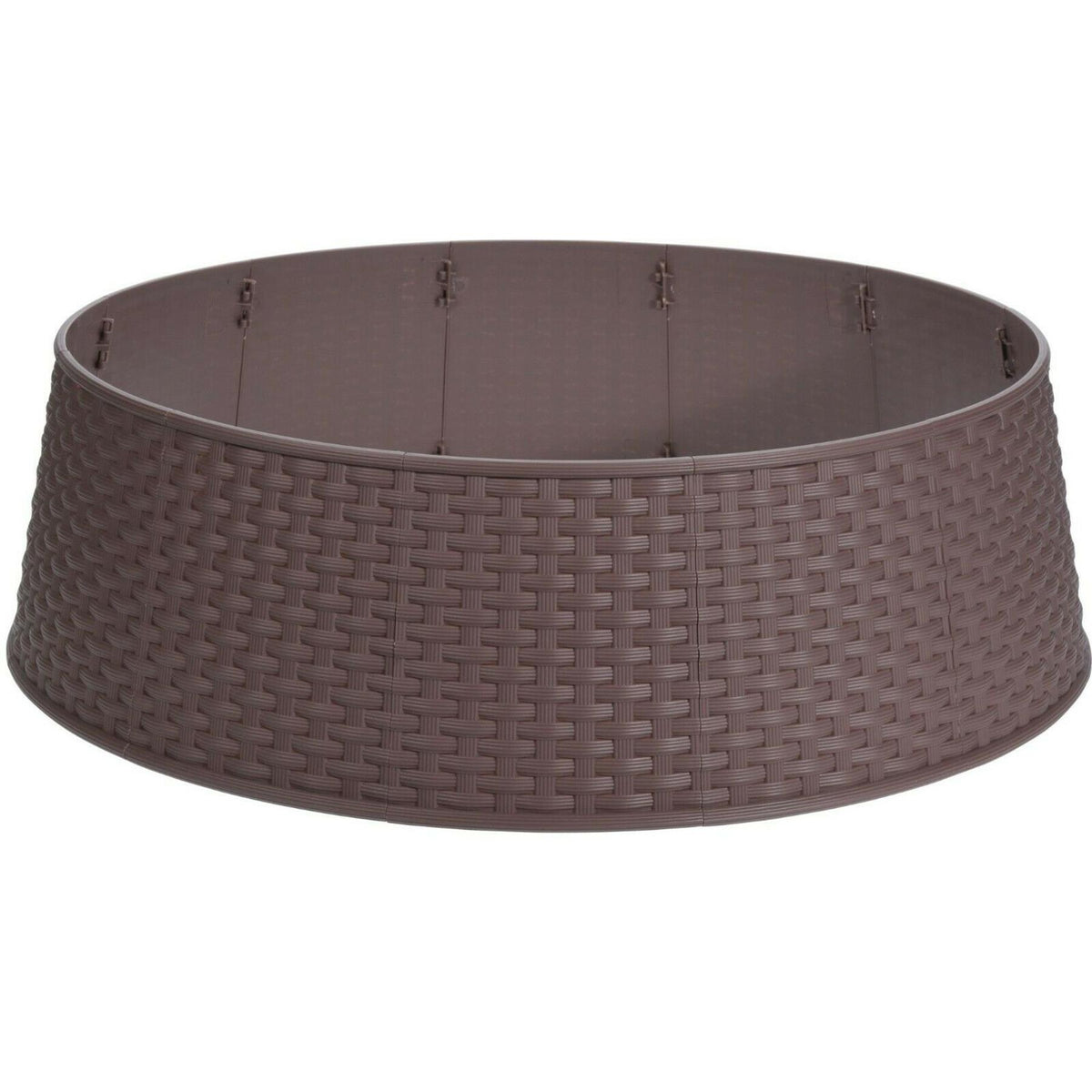 Brown Christmas tree skirt with a basket weave pattern and 10 panels