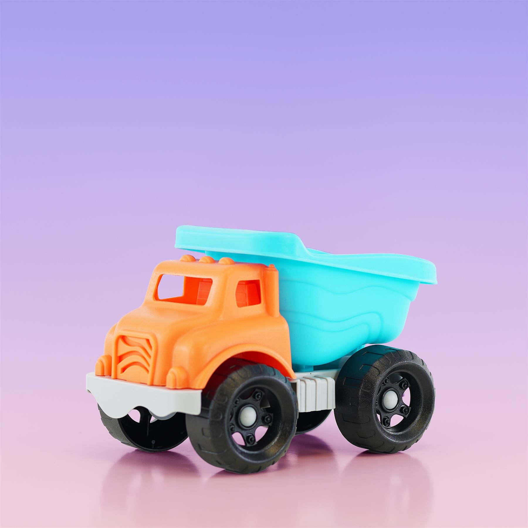 Sand Truck & Accessories Set (16 Pcs.) by The Magic Toy Shop - UKBuyZone