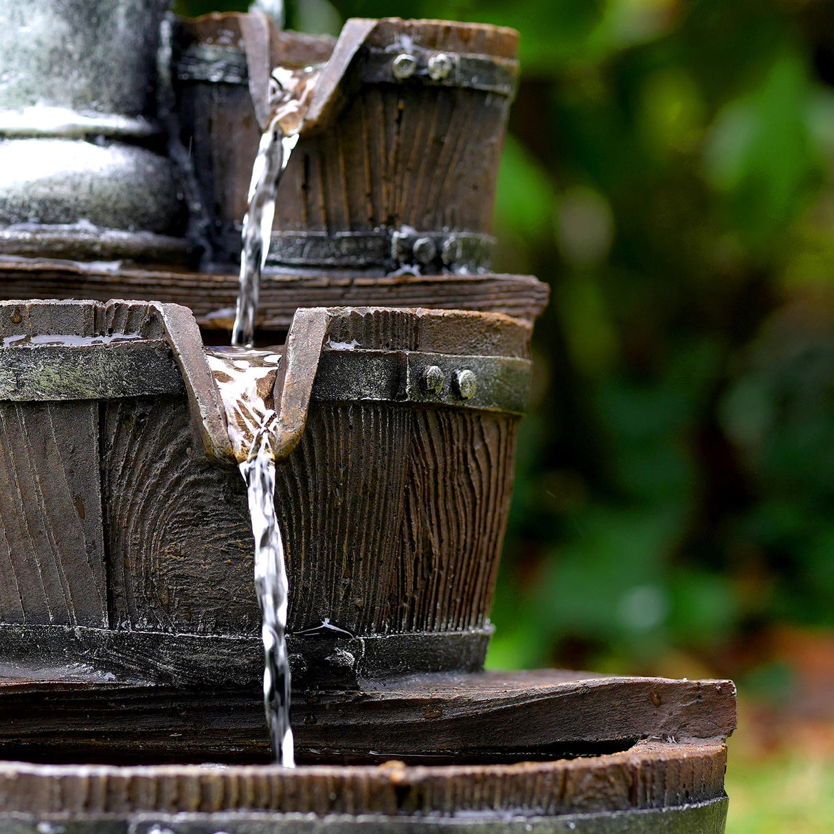 Pump Barrel Water Feature Outdoor With LED by GEEZY - UKBuyZone