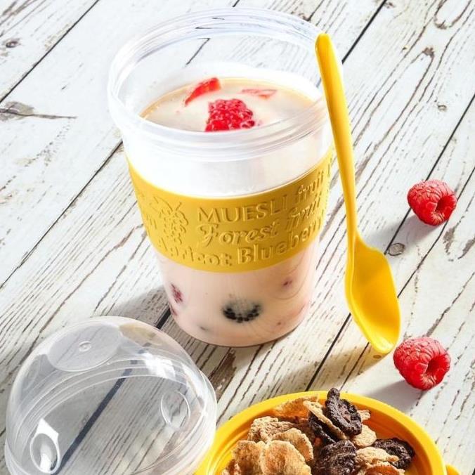 Yogurt Mug with Compartment and Spoon by Geezy - UKBuyZone