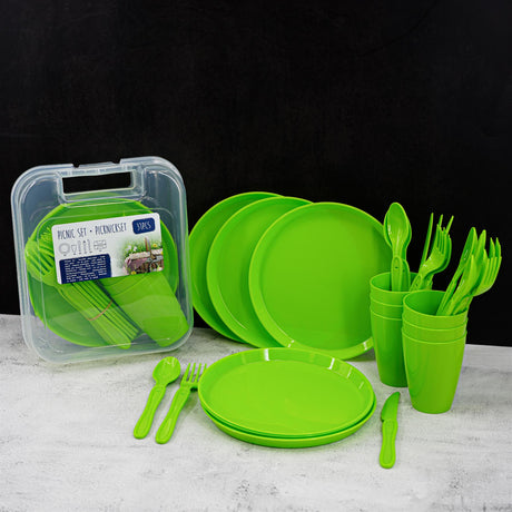 Green Camping Set For Six [31 Pieces] by Geezy - UKBuyZone