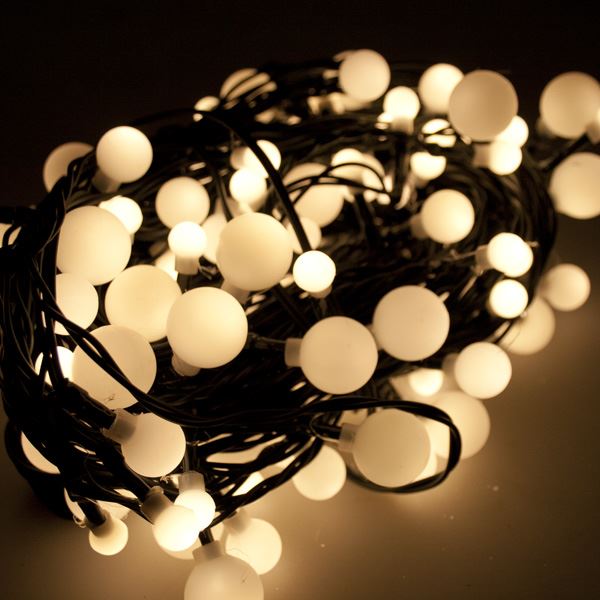 100 Berry Christmas LED Lights Warm White by Geezy - UKBuyZone